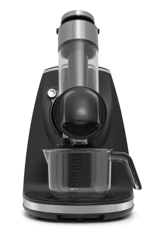 Schwarzer und transparenter Saft-Extraktor.