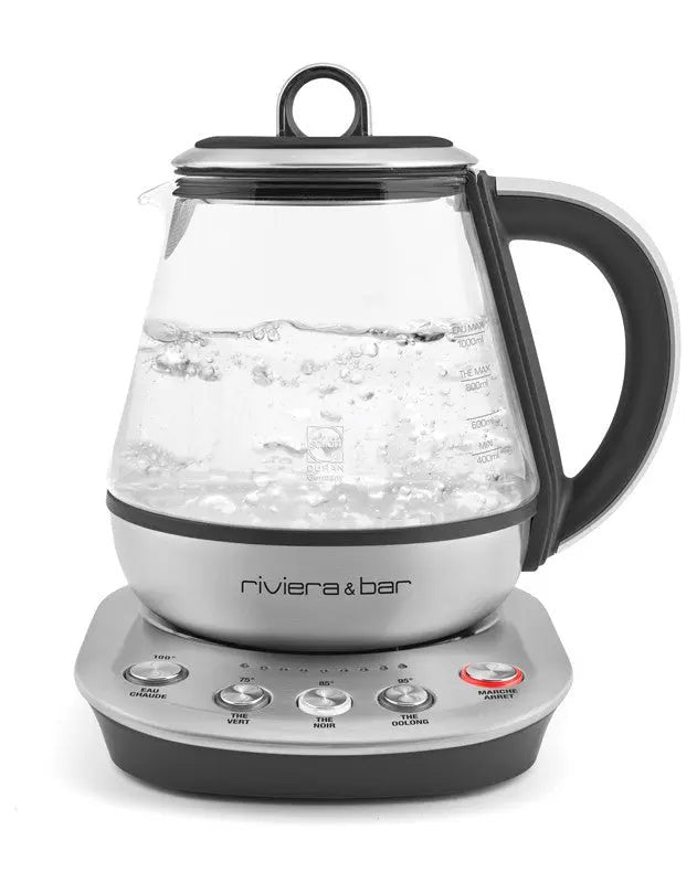 Elektrischer Wasserkocher aus Glas und Edelstahl.